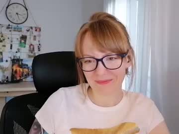 aurora_velvett_