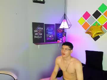 luca_white