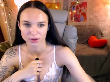 nicolemerz