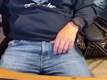 sneakybill82