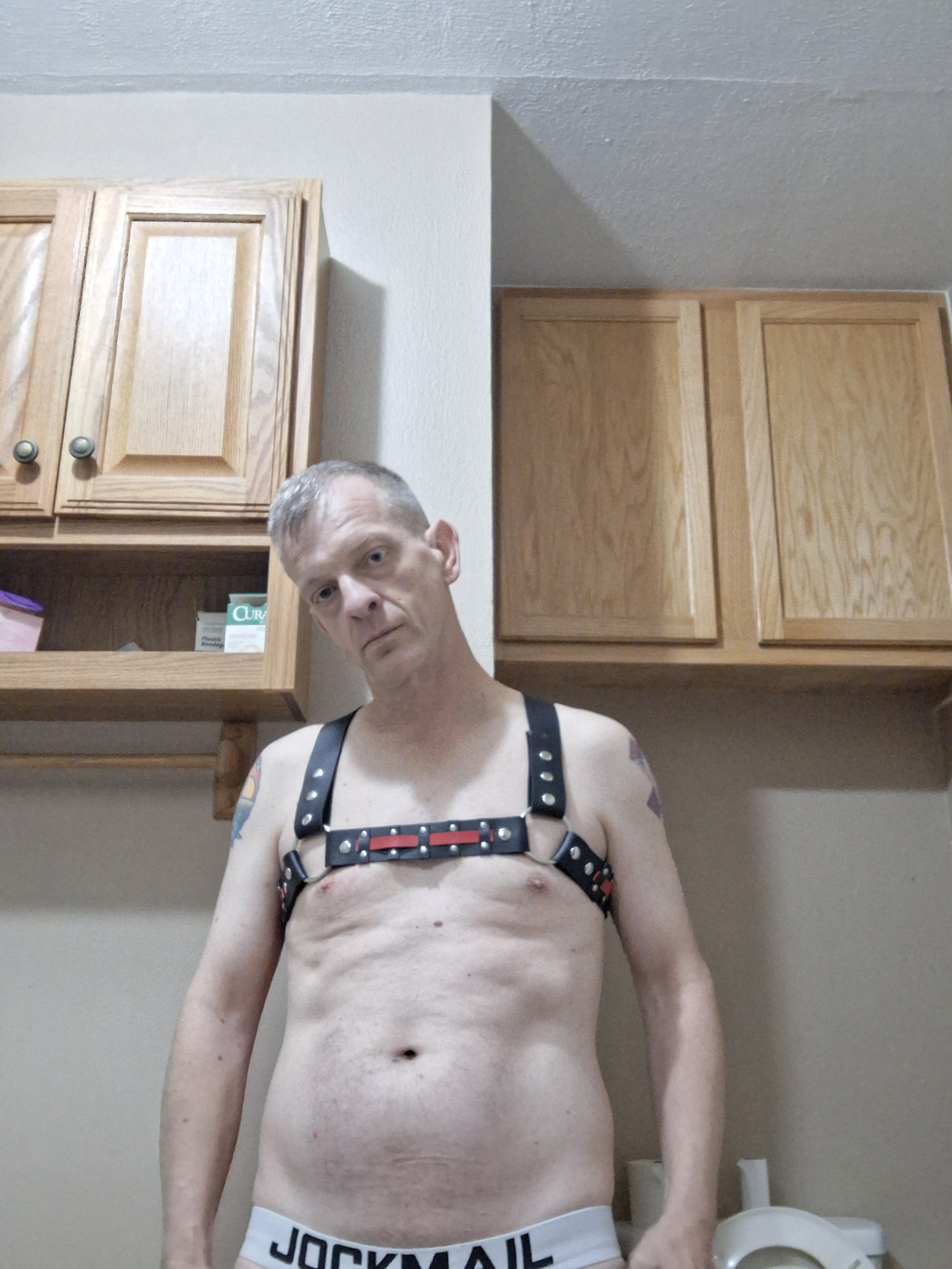 Cheating Husband Grindr Photos — 9