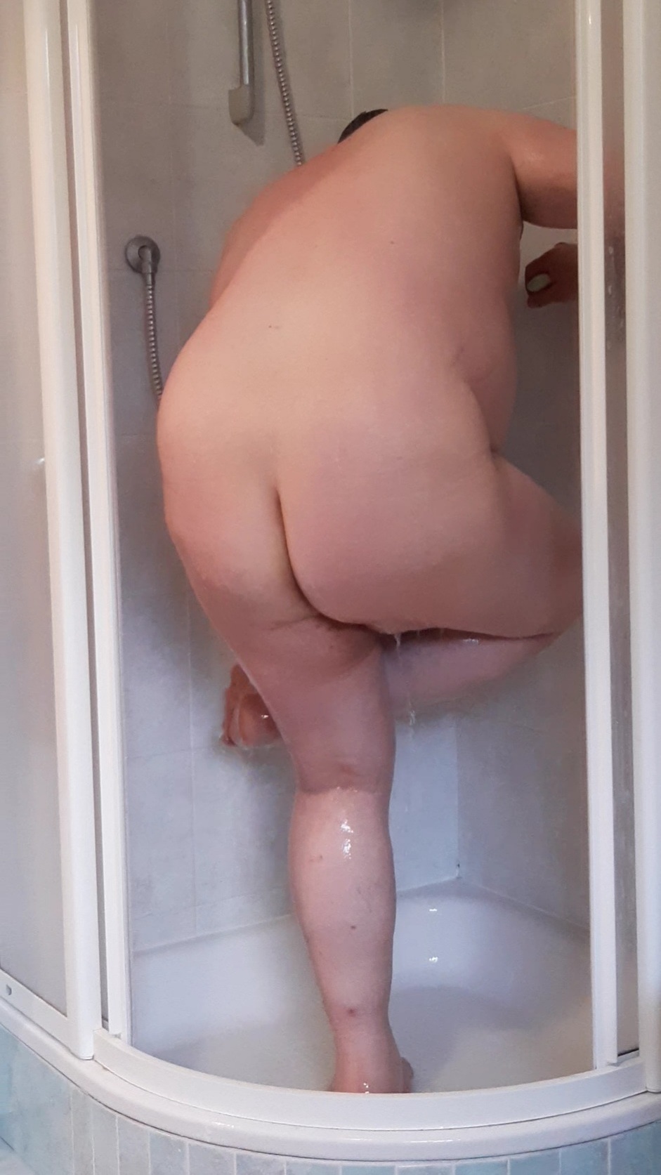 I show myself publicly in the shower — 15