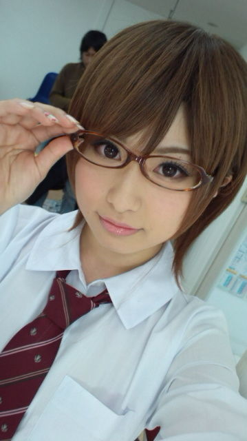 Asian QTs in glasses — 40