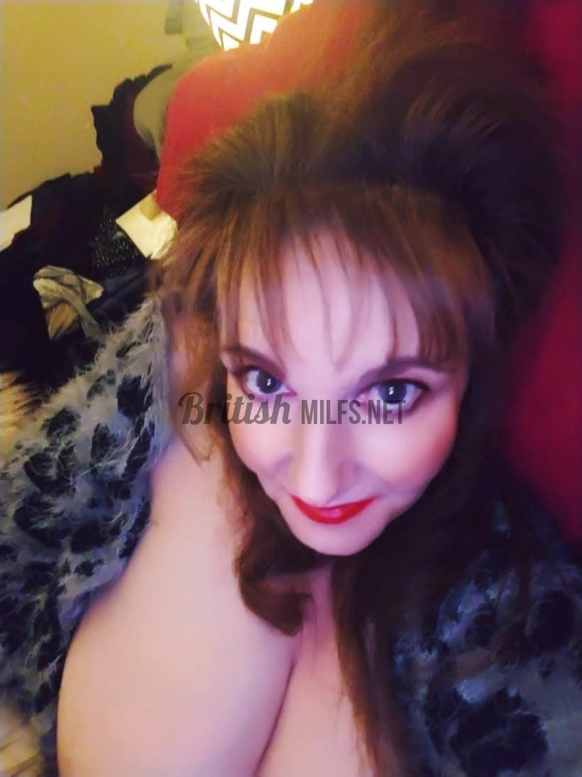 British redhead mature and her massive knockers - — 37