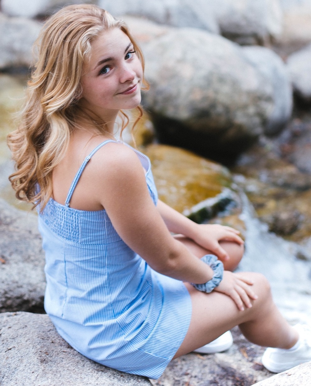 Attractive NN SFW — 19