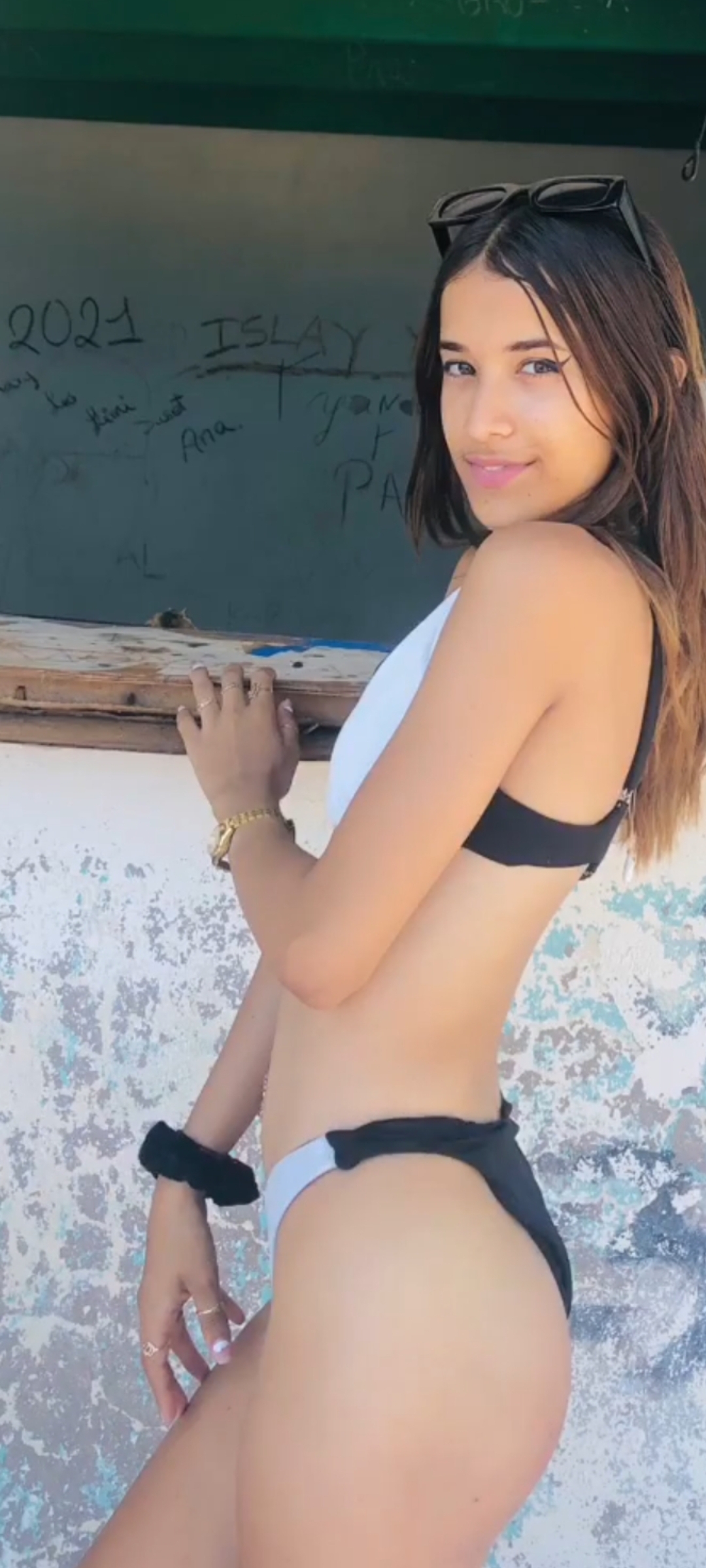 Hot amateurs at festivals — 8