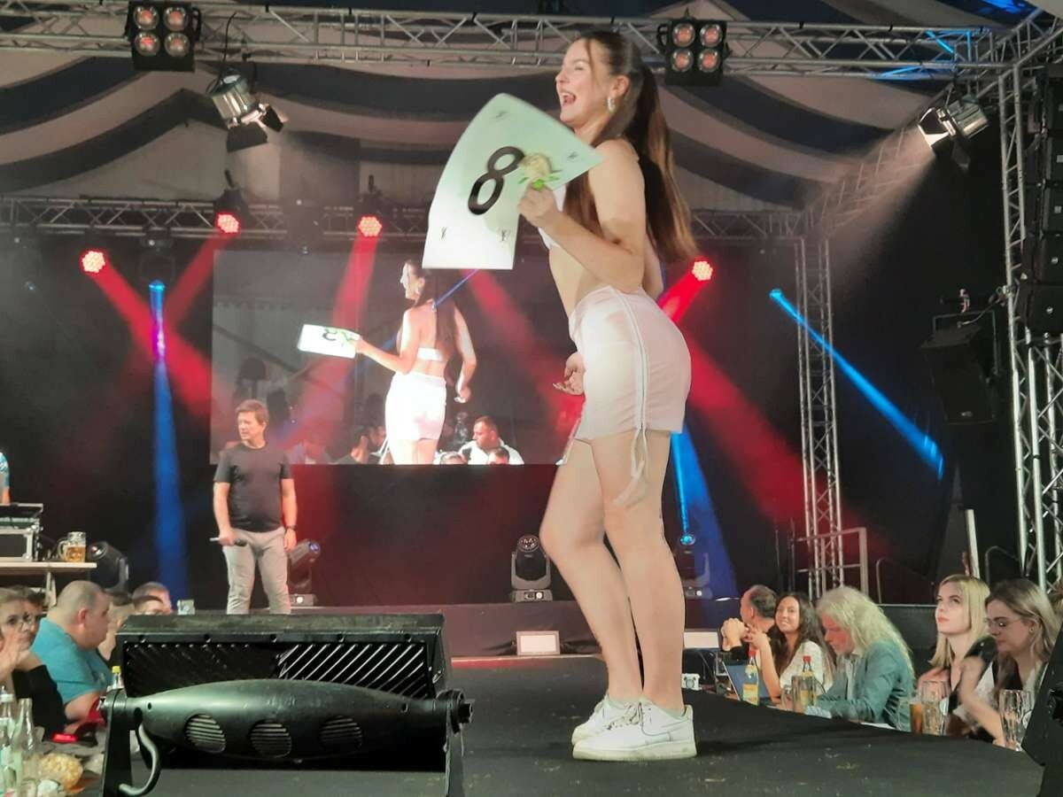 German Teen Slut Samira — 24